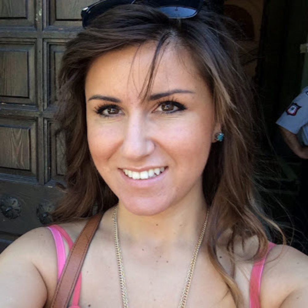 Meet your Posher, Yolanda